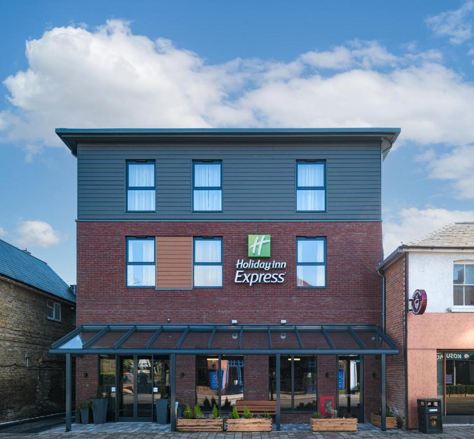 Holiday Inn Express - Fleet By Ihg Luaran gambar